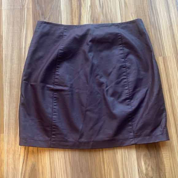 Free People Oh Snap Vegan Leather Button Skirt 8 - Picture 6 of 6